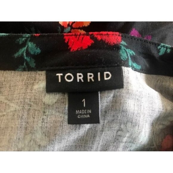 TORRID Long Sleeve Tunic Top Size 1 Button Up Shirred Bodice Black Bright Floral - Picture 6 of 8